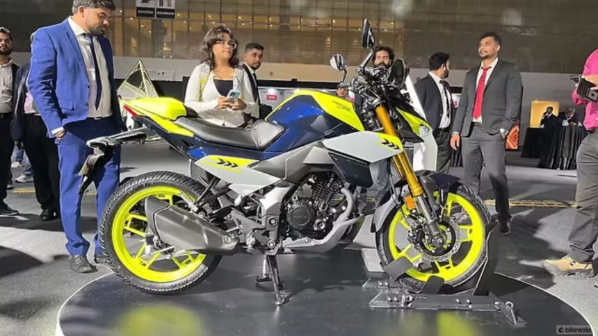 CB125 Hornet