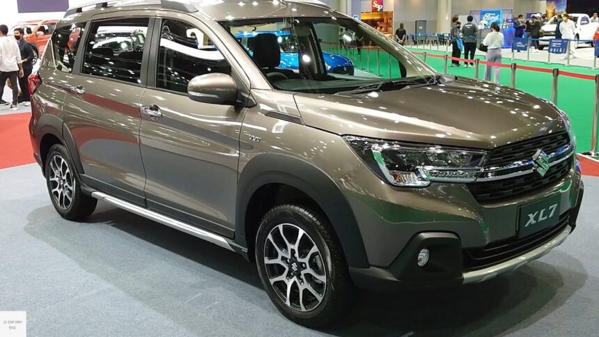 maruti suzuki xl7 interior