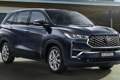 Toyota Innova Hycross